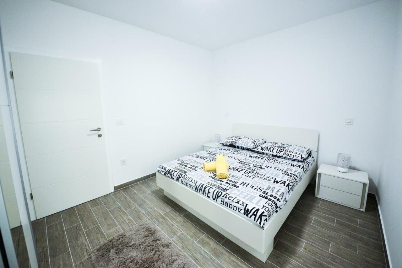 Apartmani Ab Zadar Exteriör bild
