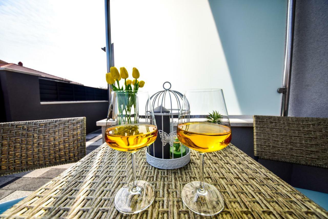 Apartmani Ab Zadar Exteriör bild